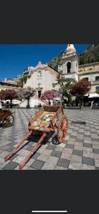 La Finestra Di Taormina Villa Exteriör bild